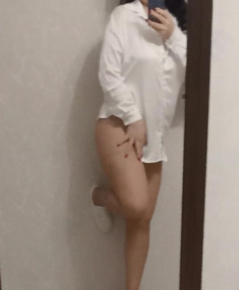 🌹
💋 Ты ищешь настоящую эмоциональную связь и незабываемые встречи? Тогда ты нашел идеальную партнершу! Я опытная и нежная, всегда открыта для новых приключений.
🔥 Я предлагаю широкий спектр услуг: классический массаж, стриптиз, ролевые игры, глубокий французский поцелуй и многое другое. Будь уверен, что со мной ты испытаешь невероятное наслаждение.
📸 Я прикрепила некоторые из моих фото, чтобы ты смог оценить мою привлекательность и сексуальность. Мои клиенты всегда удовлетворены и готовы рекомендовать меня своим друзьям. Читай отзывы о моей работе и убедись в этом сам!
💼 Я нахожусь в Москве, и готова встретиться с тобой в любое время и в любом месте - от эксклюзивных отелей до твоей собственной уютной квартиры.
💌 Не упусти возможность испытать настоящую страсть и насладиться незабываемым опытом вместе со мной. Обещаю, что ты не пожалеешь о своем выборе! Жду твого звонка, чтобы мы смогли начать наше приключение вместе. 💋💫 София